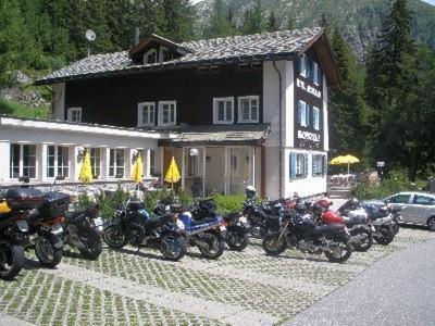 Hotel Rhonequelle Oberwald Exterior foto